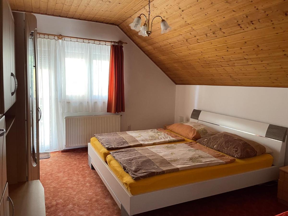 Balatongyörök Jasmin Apartman מראה חיצוני תמונה